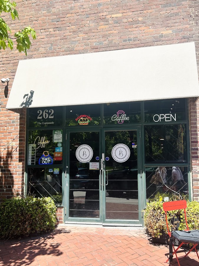 Berkeley Cafe patio and storefront